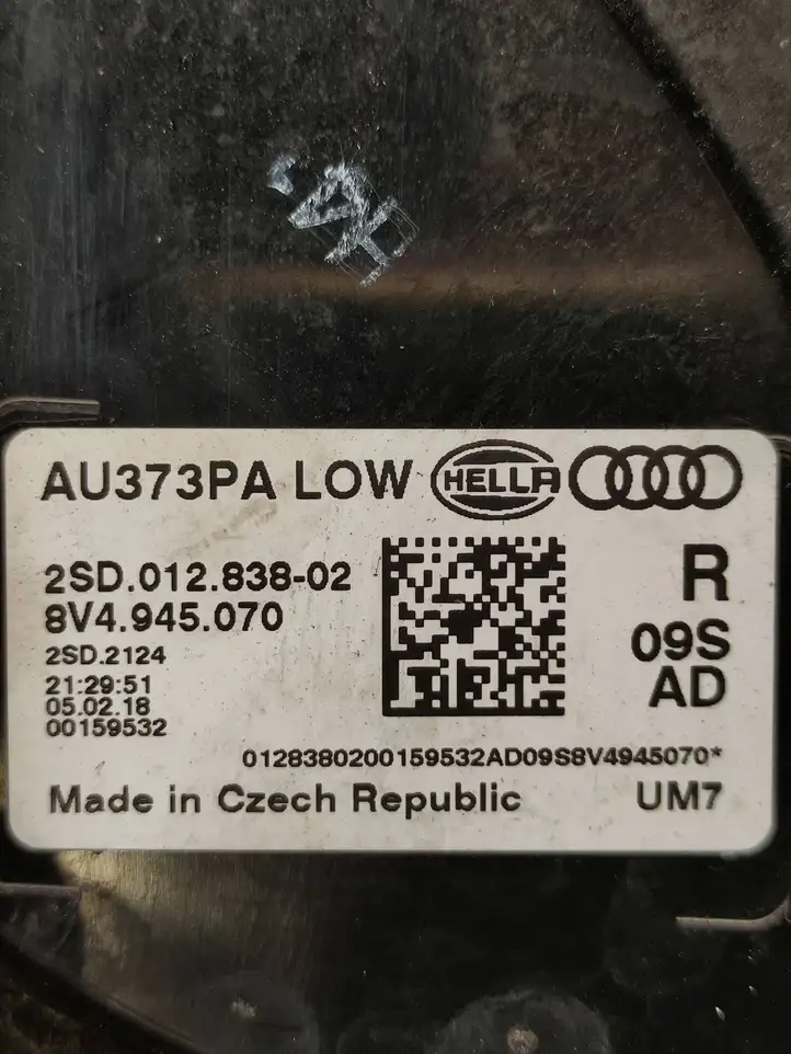 Audi A3/S3 8V (2016 - 2020) 8V4945070 Задний фонарь в кузове — фото 5