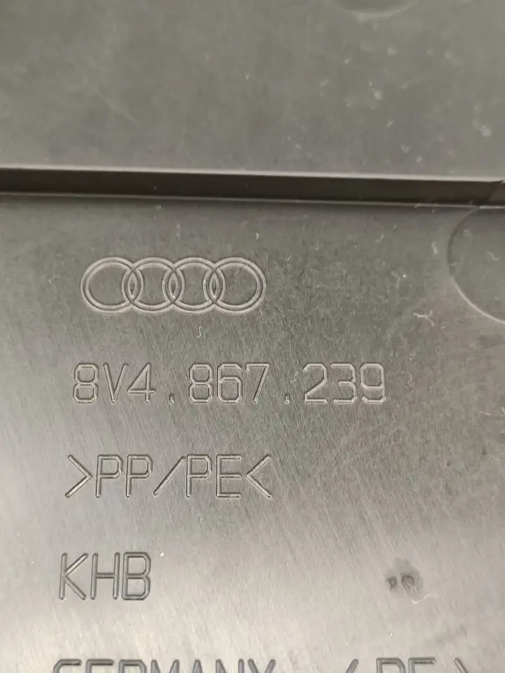 Audi A3/S3 8V (2016 - 2020) 8V4867239 Нижняя обшивка стойки B — фото 4