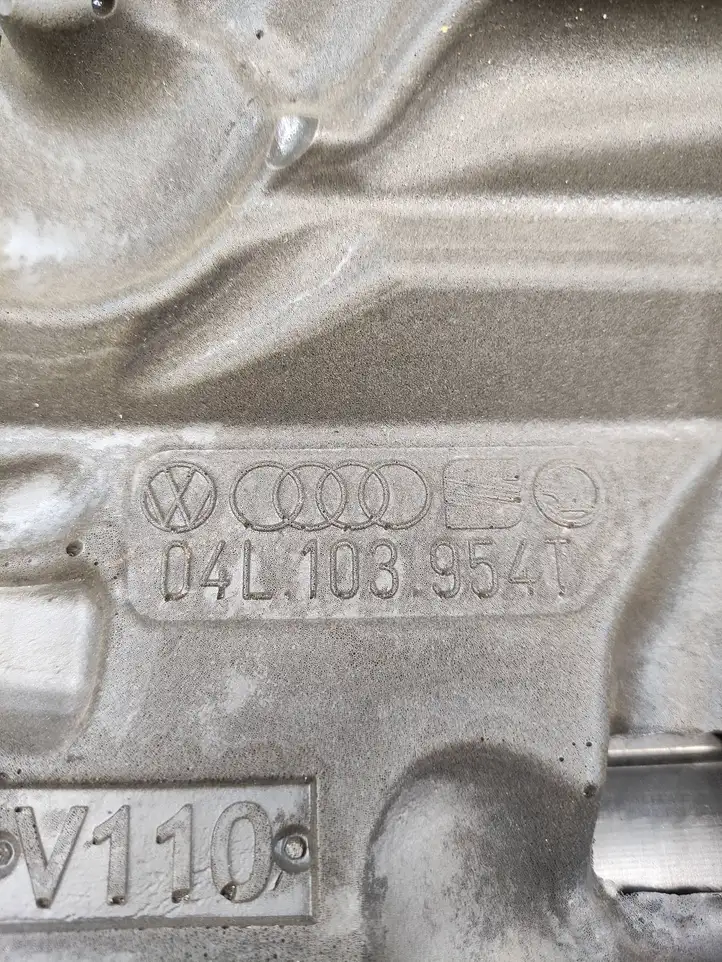 Audi A3/S3 8V (2016 - 2020) 04L103925R Крышка двигателя декоративная — фото 4