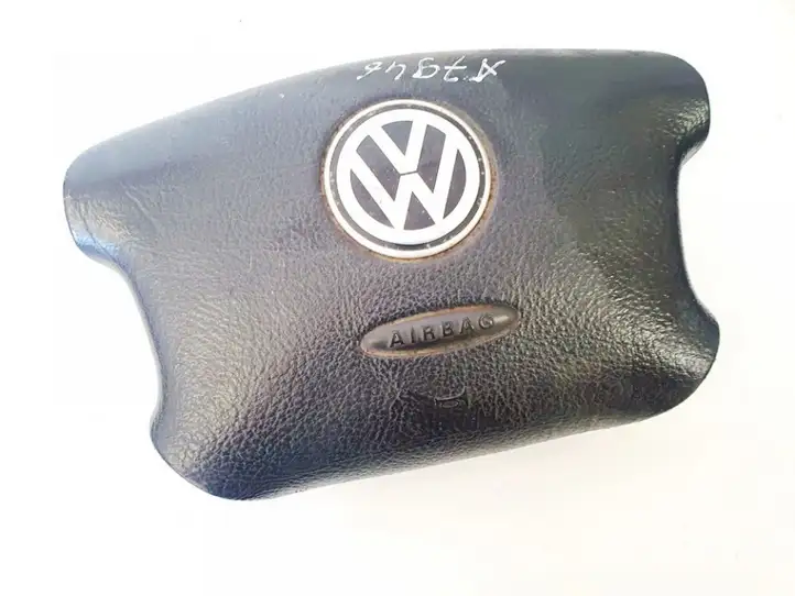 Volkswagen Bora (1998 - 2005) 3b0880201ae Подушка безопасности руля — фото 2
