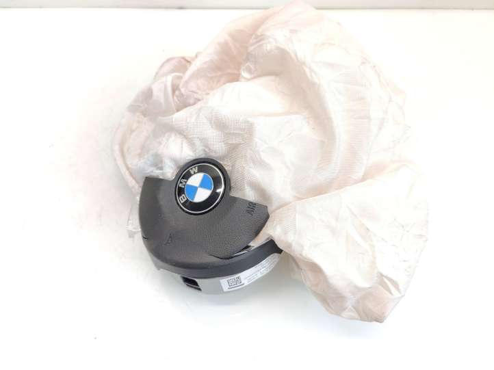 33784579703 BMW 5 F10 F11 Vairo oro pagalvė