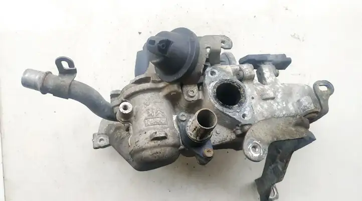 Ford C-MAX II (2010 - 2015) 9671187780 Охладитель клапана EGR — фото 2