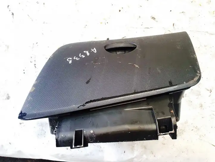 Seat Leon (1P) (2005 - 2012) 170300010797024 Вещевой ящик — фото 1
