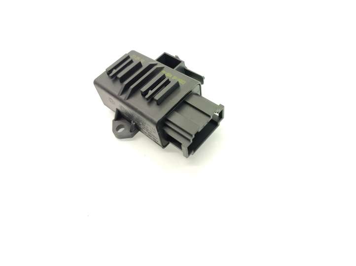 Skoda Octavia Mk2 (1Z) (2004 - 2013)  1Z0959772C Реле обогрева