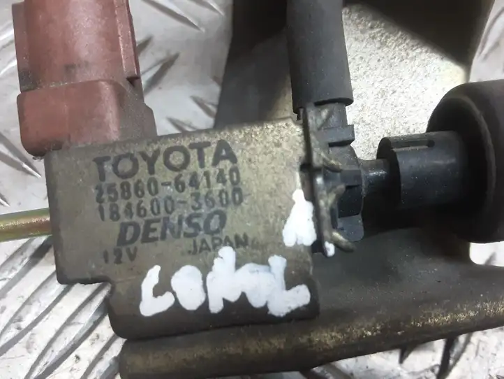 Toyota Corolla Verso E121 (2001 - 2004) 2586064140 Соленоид турбины — фото 5