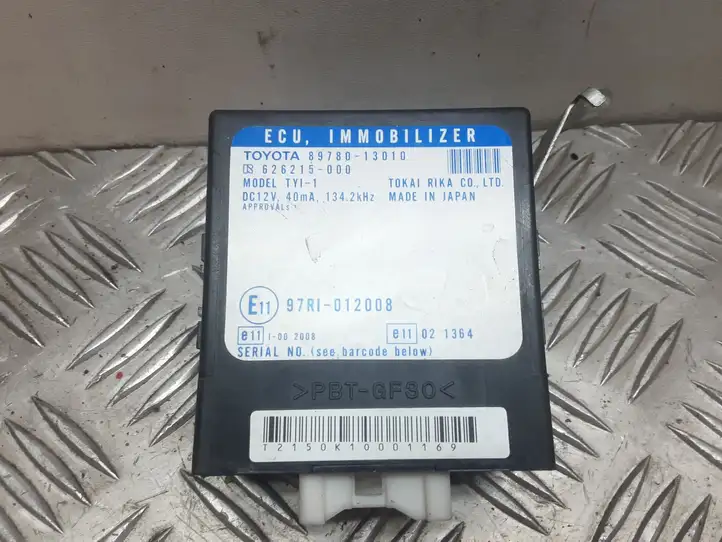 Toyota Corolla Verso E121 (2001 - 2004) 8978013010 Блок иммобилайзера — фото 1