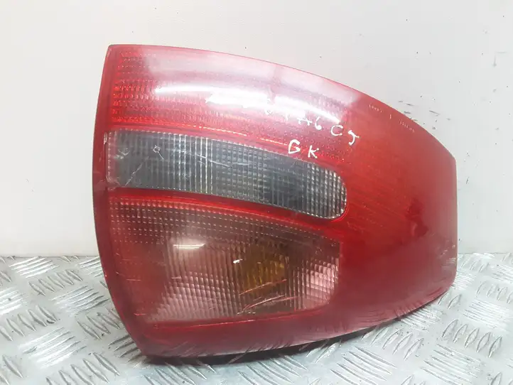 Audi A6 S6 C5 4B (1997 - 2001) 4B5945095 Задний фонарь в кузове — фото 1