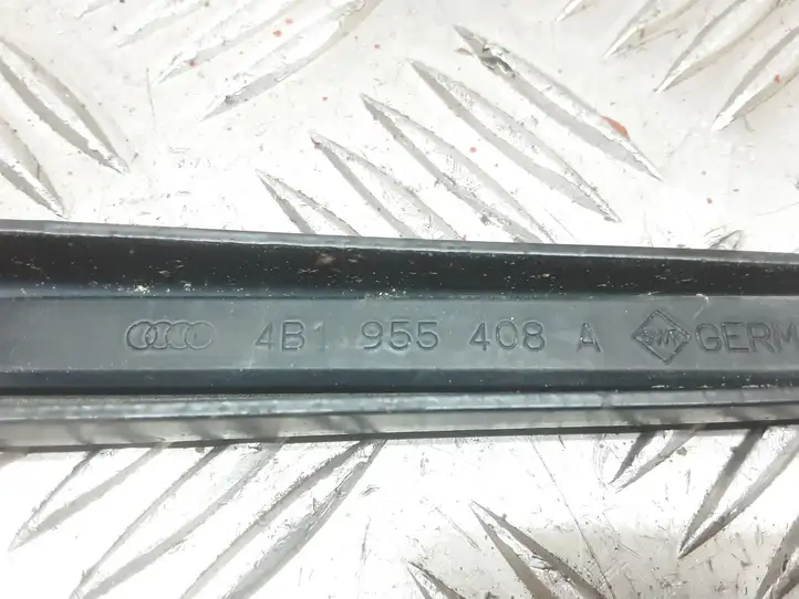 Audi A6 S6 C5 4B (1997 - 2001) 4B1955408A Рычаг стеклоочистителя — фото 3