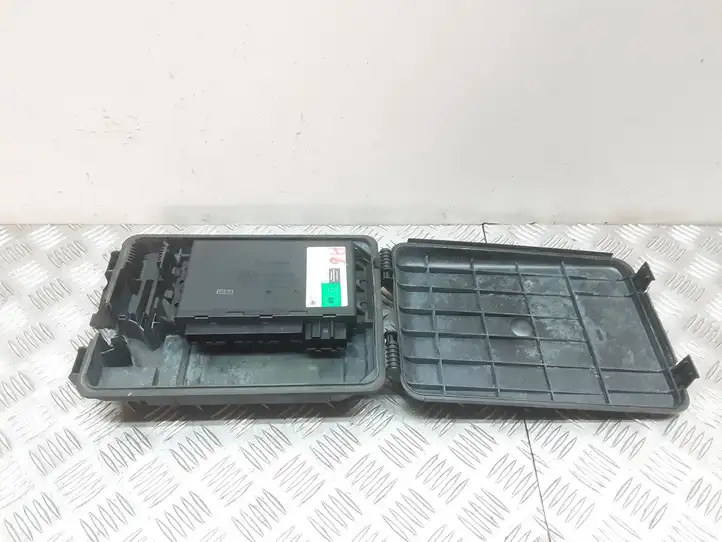 Audi A6 S6 C5 4B (1997 - 2001) 4B0962258D Модуль комфорта — фото 1