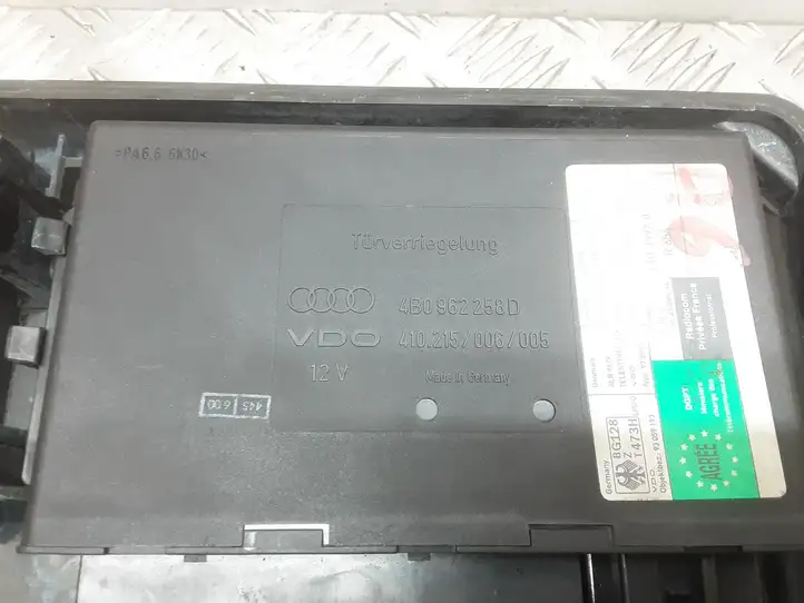 Audi A6 S6 C5 4B (1997 - 2001) 4B0962258D Модуль комфорта — фото 2