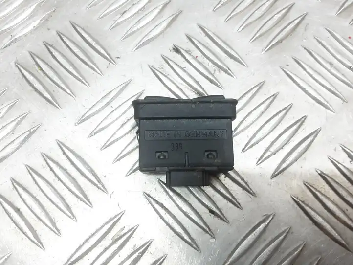 BMW 5 E39 (1996 - 2003) 8368974 Блок кнопок стеклоподъемников — фото 3