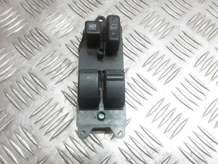 Toyota Corolla E120 E130 (2000 - 2004) Блок кнопок стеклоподъемников — фото 1