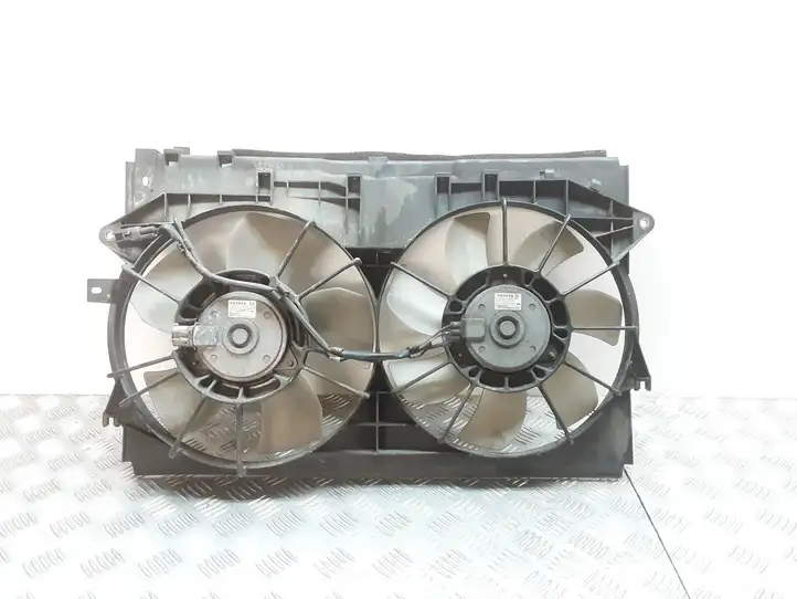 Toyota Corolla Verso AR10 (2004 - 2009) 163630G050 Электровентилятор радиатора — фото 1