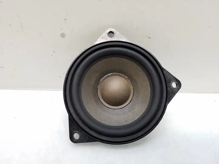 BMW 5 F10 F11 (2009 - 2016)  9169689 Громкоговоритель в панели