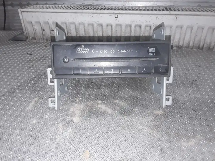 Nissan X-Trail T30 (2001 - 2007) 281844M500 CD/DVD чейнджер — фото 1