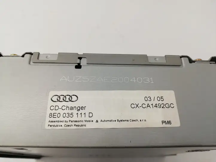 Audi A4 S4 B7 8E 8H (2004 - 2009) 8E0035111D CD/DVD чейнджер — фото 3