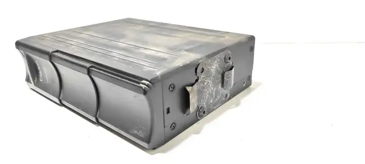 Citroen C5 (2004 - 2008)  9643884780 CD/DVD чейнджер