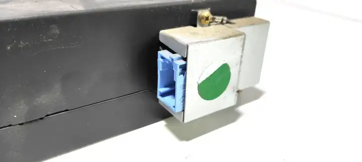 Citroen C5 (2004 - 2008)  9643884780 CD/DVD чейнджер