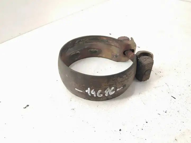 Mercedes-Benz C W204 (2007 - 2014)   Держатель глушителя