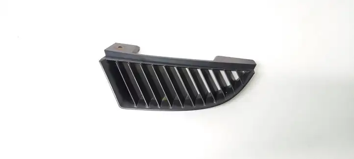 Mitsubishi Colt (2008 - 2012) MN127773 Нижняя решетка переднего бампера — фото 2