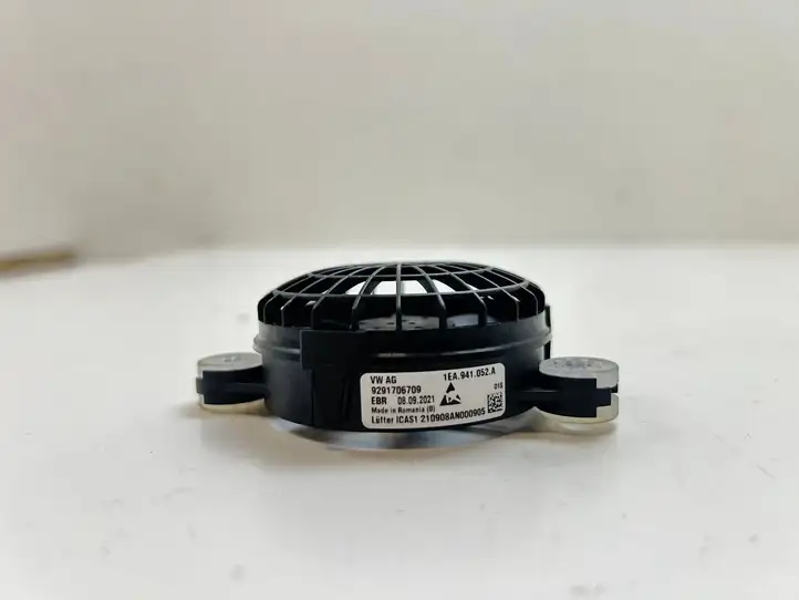 Volkswagen ID.4 (2020 - ) 8K0972994 Вентилятор охлаждения ЭБУ — фото 2