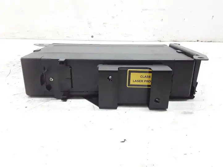 Mercedes-Benz Vaneo W414 (2001 - 2005)  A0028206289 CD/DVD чейнджер