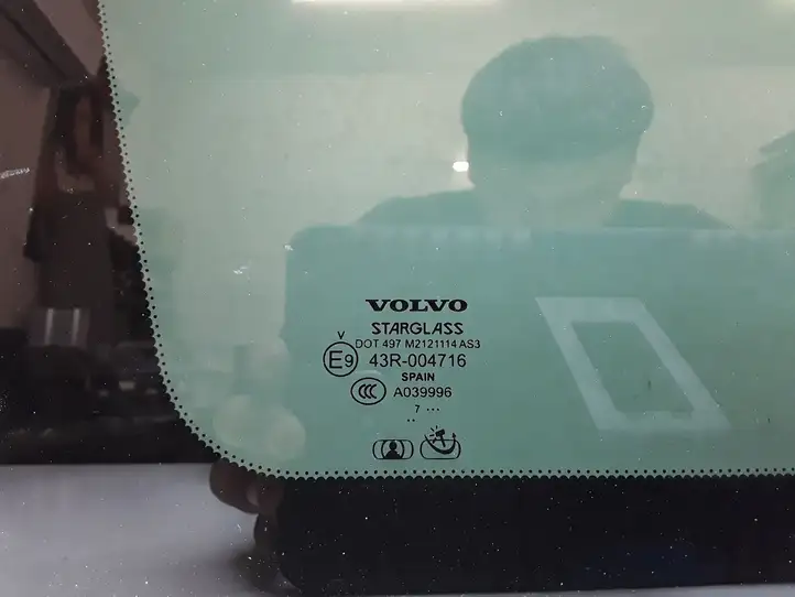 Volvo V70 (2007 - 2013) Заднее боковое стекло — фото 3