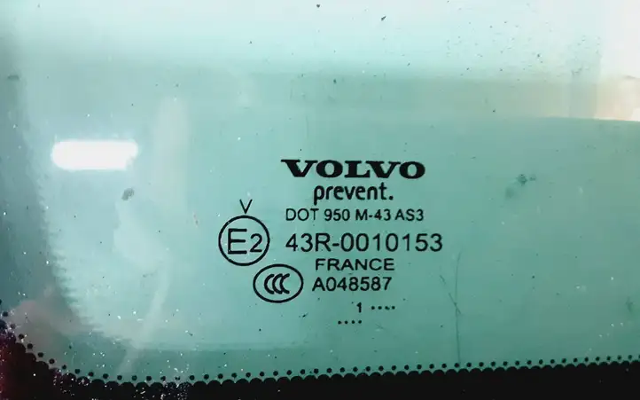 Volvo V70 (2007 - 2013) 43R0010153 Заднее боковое стекло — фото 3