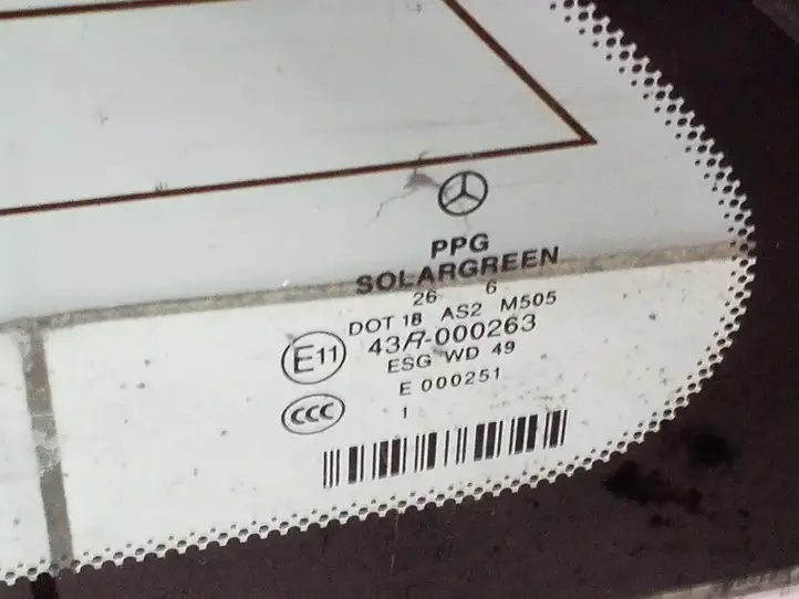 Mercedes-Benz R W251 (2005 - 2013) A2516702750 Заднее боковое стекло — фото 2
