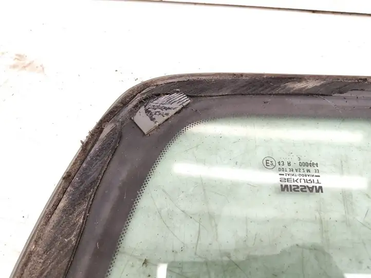 Nissan Almera N16 (2000 - 2010) 43R000464 Заднее боковое стекло — фото 5