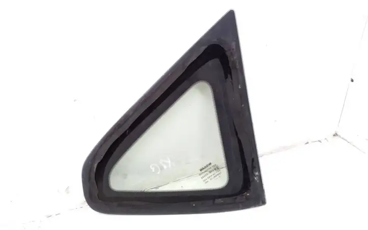 Nissan Qashqai (2010 - 2013) 43R00048 Заднее боковое стекло — фото 2