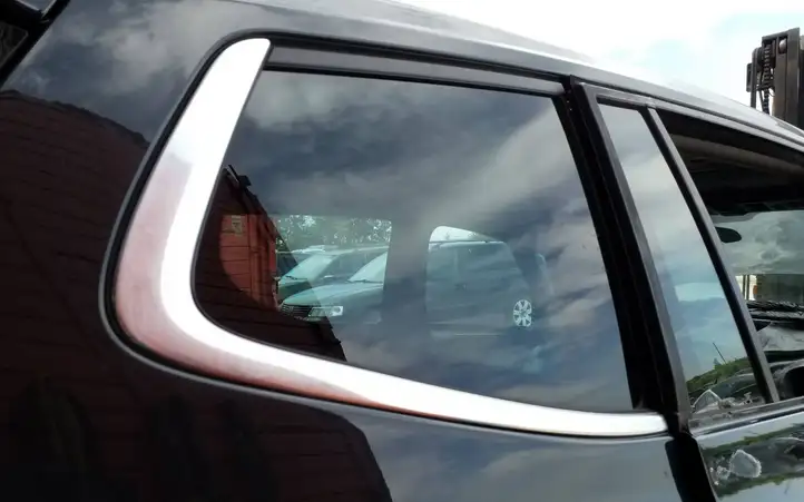 Opel Zafira B (2008 - 2014) 43R001667 Заднее боковое стекло — фото 1