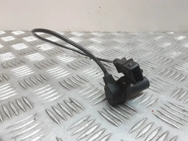 Toyota Avensis T250 (2006 - 2009) 0281002138 Датчик коленвала — фото 2