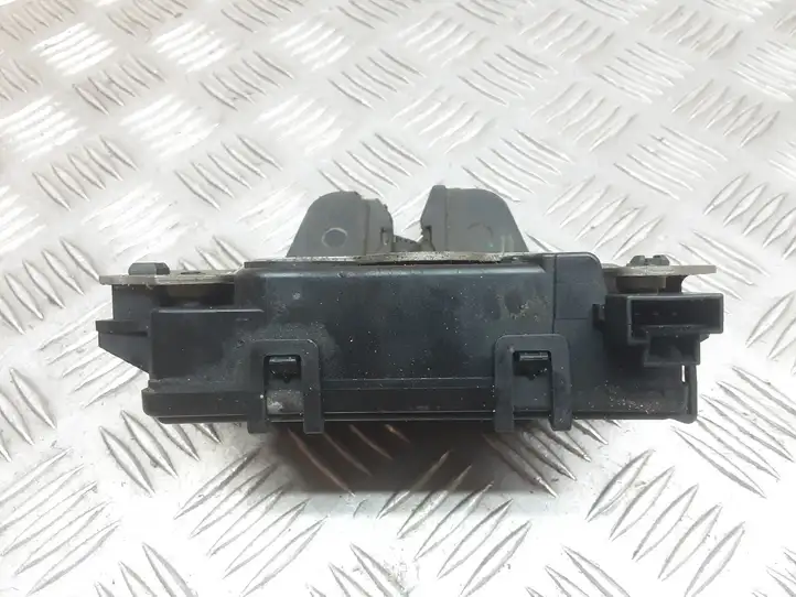 Opel Astra H (2004 - 2009) 495058724 Замок крышки багажника — фото 3