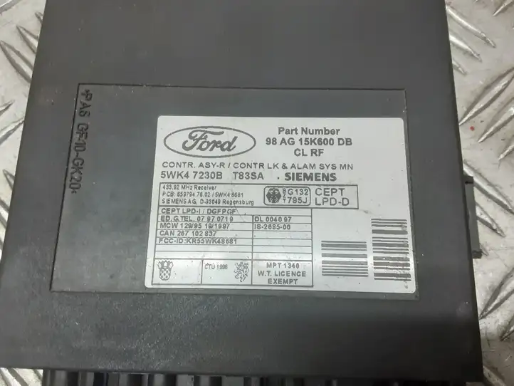 Ford Focus (1998 - 2004) 98AG15K600DB Модуль комфорта — фото 2