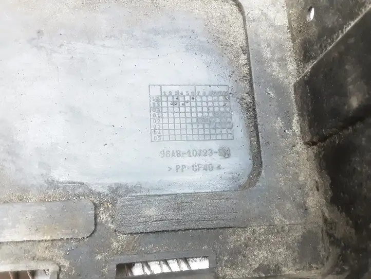 Ford Focus (1998 - 2004) 98AB10723BK Ящик аккумулятора — фото 2
