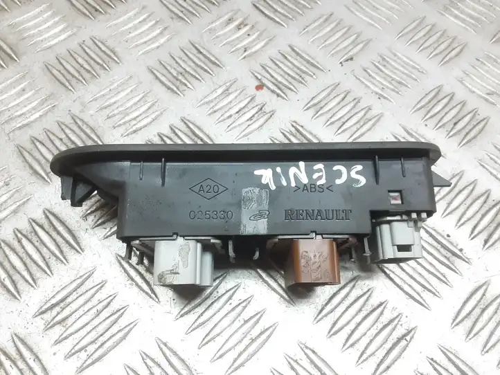 Renault Scenic II - Grand scenic II (2003 - 2006) 156018070C Блок кнопок стеклоподъемников — фото 3