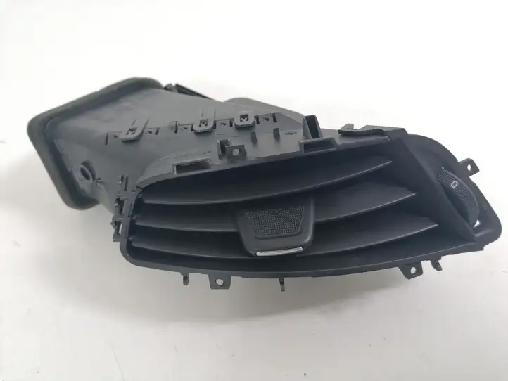 Opel Zafira B (2008 - 2014) 13427381 Центральный воздушный дефлектор — фото 1