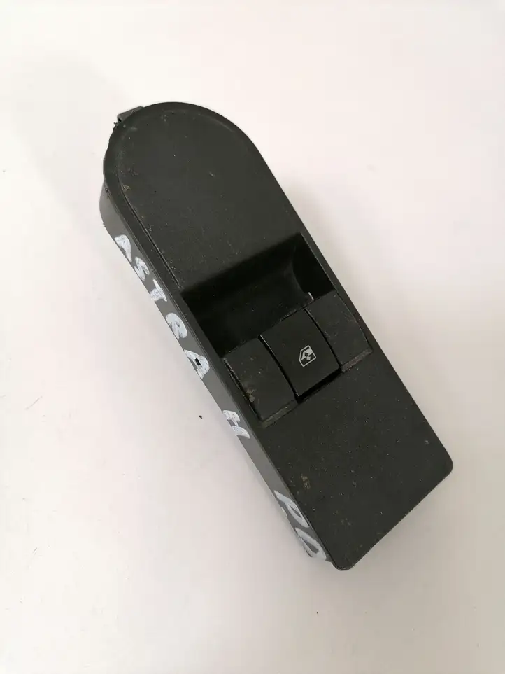 Opel Astra H (2004 - 2009) 13228709 Блок кнопок стеклоподъемников — фото 1