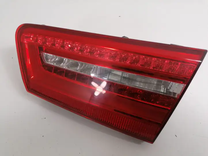 Audi A6 C7 (2011 - 2014) 4G9945094B Задний фонарь в крышке багажника — фото 1