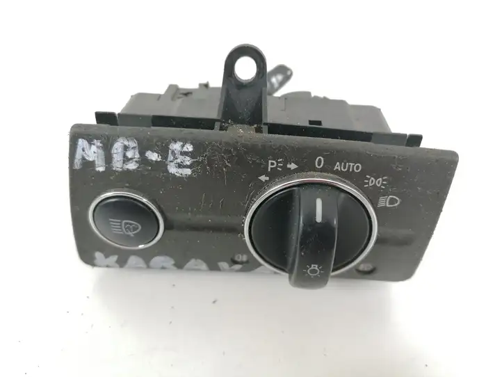 Mercedes-Benz CLS C219 (2003 - 2011) 2115450404 Включатель фонарей — фото 2