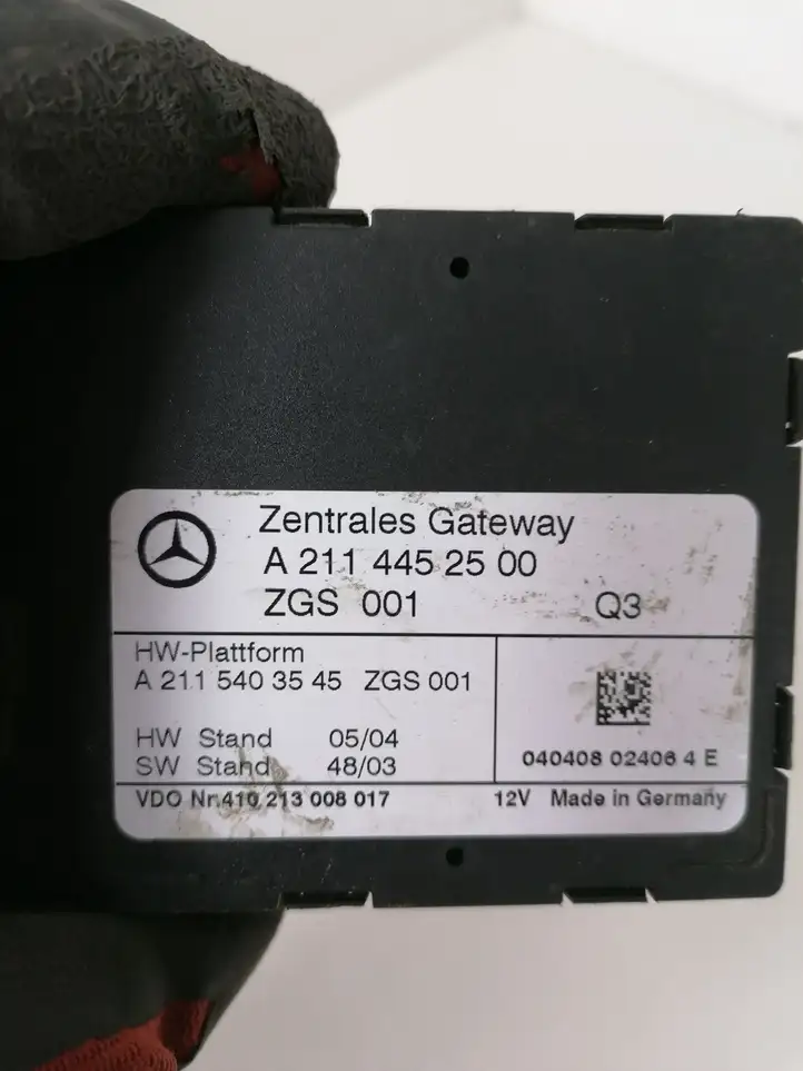 Mercedes-Benz CLS C219 (2003 - 2011) A2114452500 Модуль Gateway — фото 2