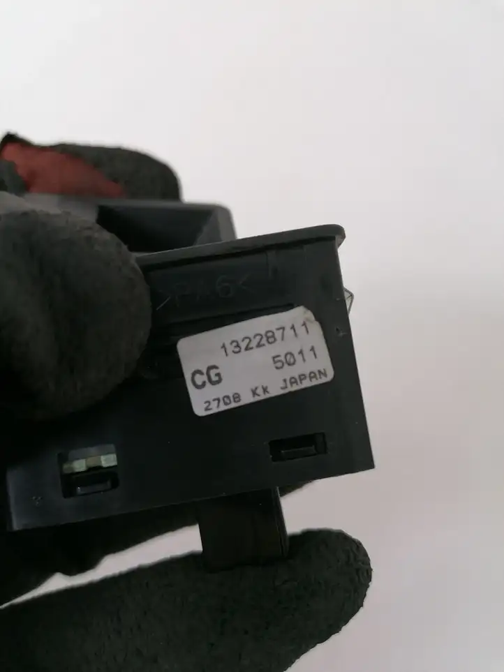 Opel Astra H (2004 - 2009) 13228711 Блок кнопок стеклоподъемников — фото 2