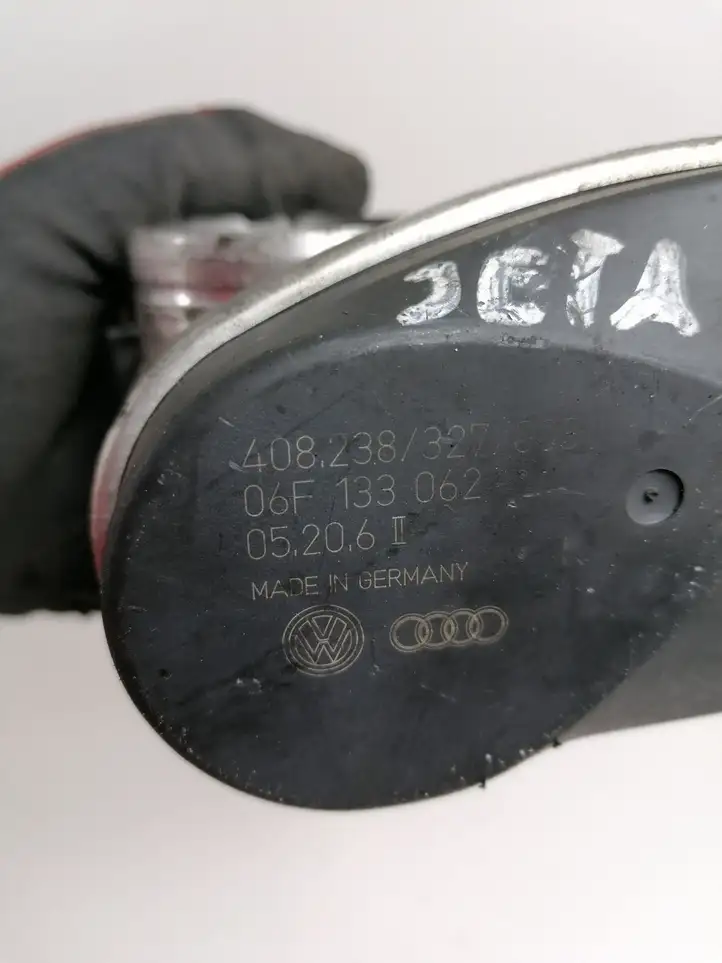 Volkswagen Jetta V (2005 - 2010) 06F133062 Дроссельная заслонка — фото 5