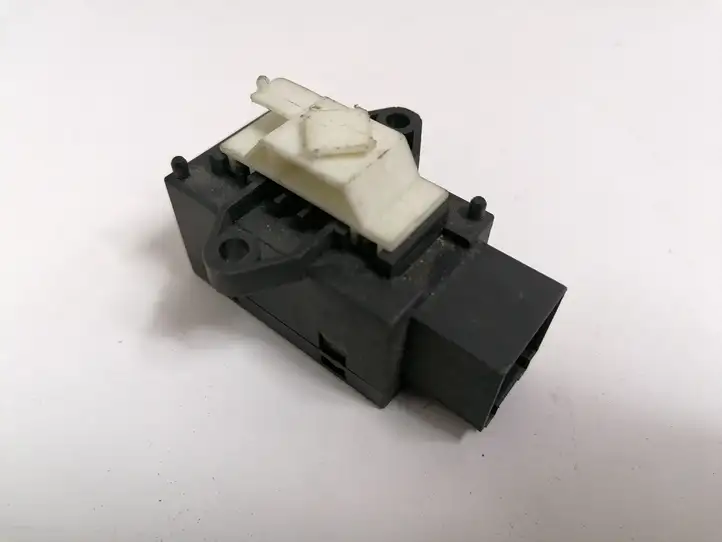 Volkswagen Sharan (2003 - 2010) 7L0959772 Реле обогрева — фото 2