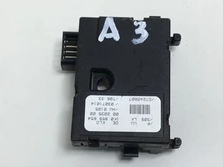 Audi A3/S3 8P (2004 - 2008) 1K0959654 Датчик угла поворота руля — фото 1