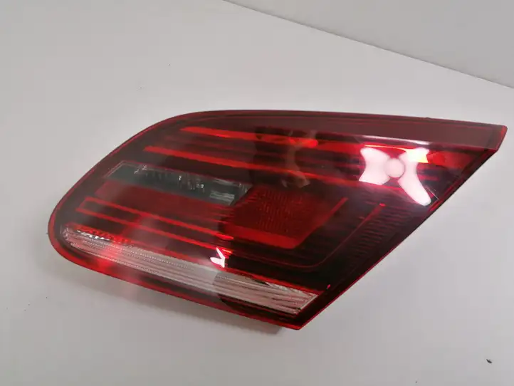 Volkswagen PASSAT CC (2012 - 2017) 3C8945308Q Задний фонарь в крышке багажника — фото 1