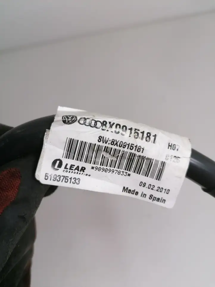Audi A4 S4 B8 8K (2007 - 2011) 8X0915181 Минусовой провод аккумулятора — фото 2