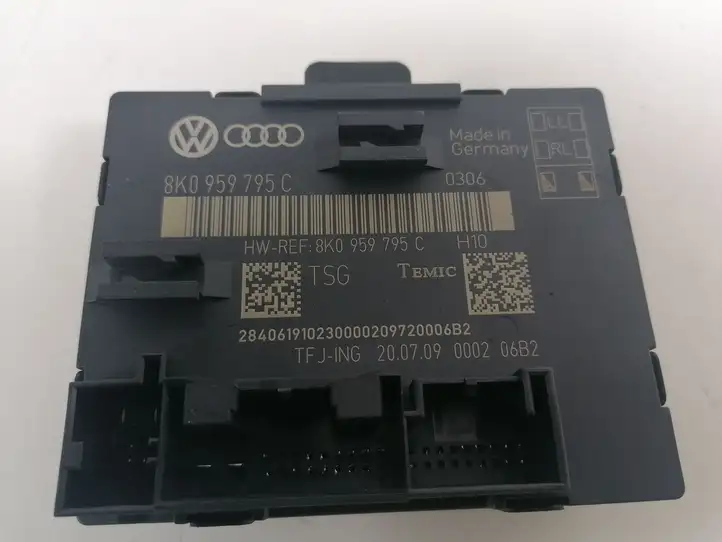 Audi A4 S4 B8 8K (2007 - 2011) 8K0959795C Блок управления дверью — фото 1