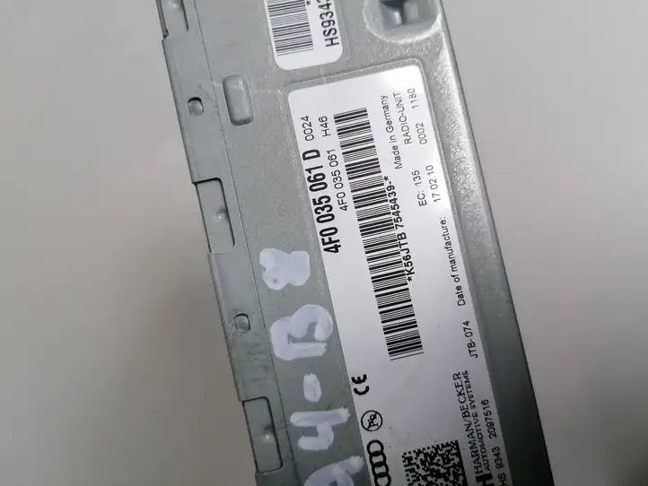 Audi A4 S4 B8 8K (2007 - 2011) 4F0035061D Магнитола / мультимедийная система — фото 3